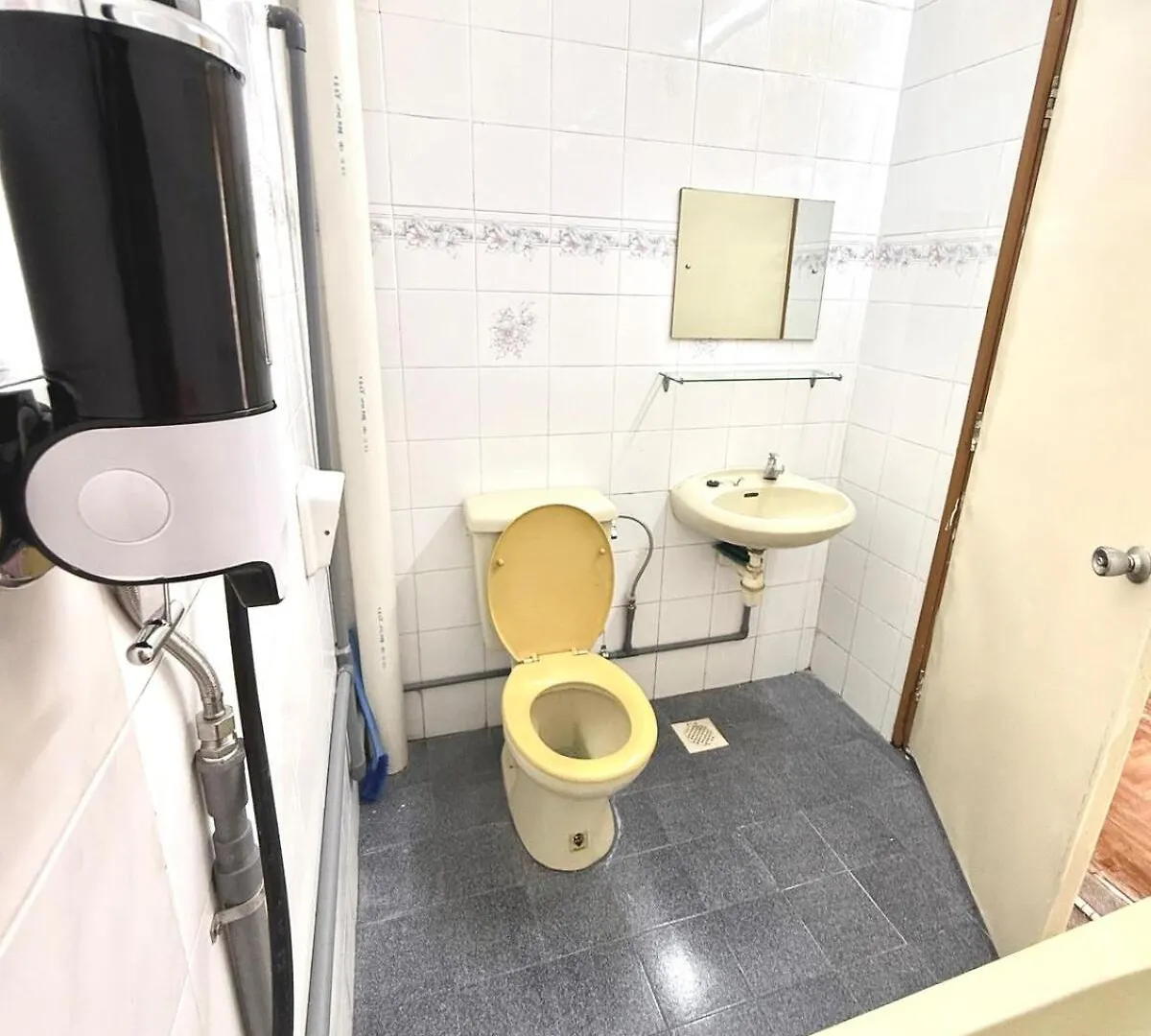 Double Storey 4 Room - Walk To Jonker Street #9Pax Malacca Malaysia