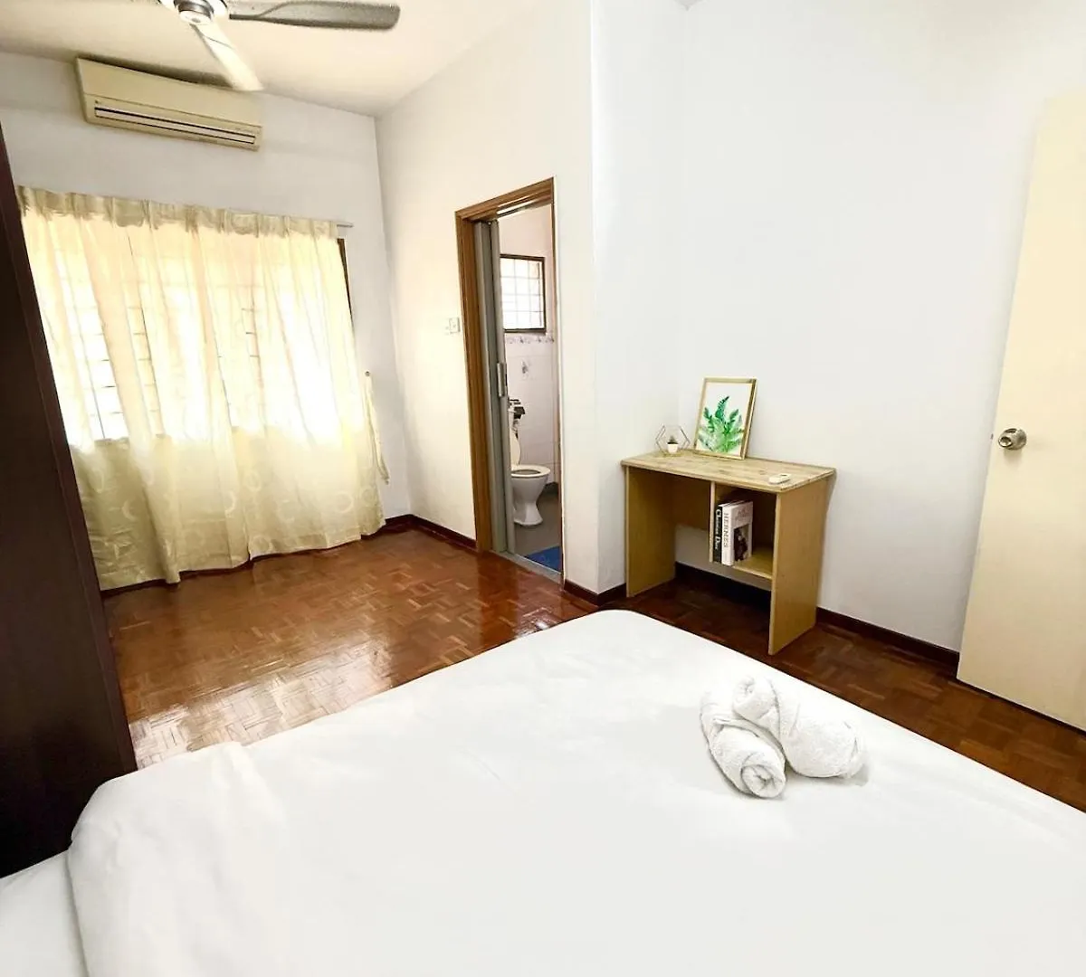 Melaka Double Storey - Walk To Jonker Street #9Pax Holiday home Malacca